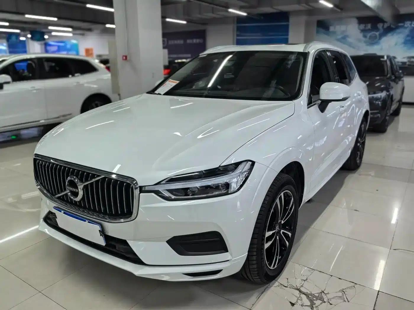 Volvo XC60 2019 T5 AWD Smart Edition (China VI Emission Standard) — миниатюра 1