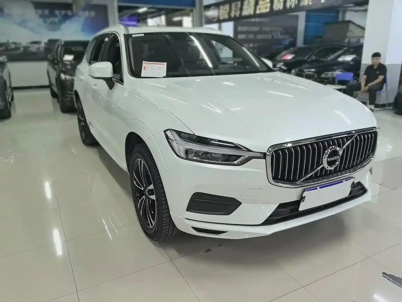 Volvo XC60 2019 T5 AWD Smart Edition (China VI Emission Standard) — миниатюра 3