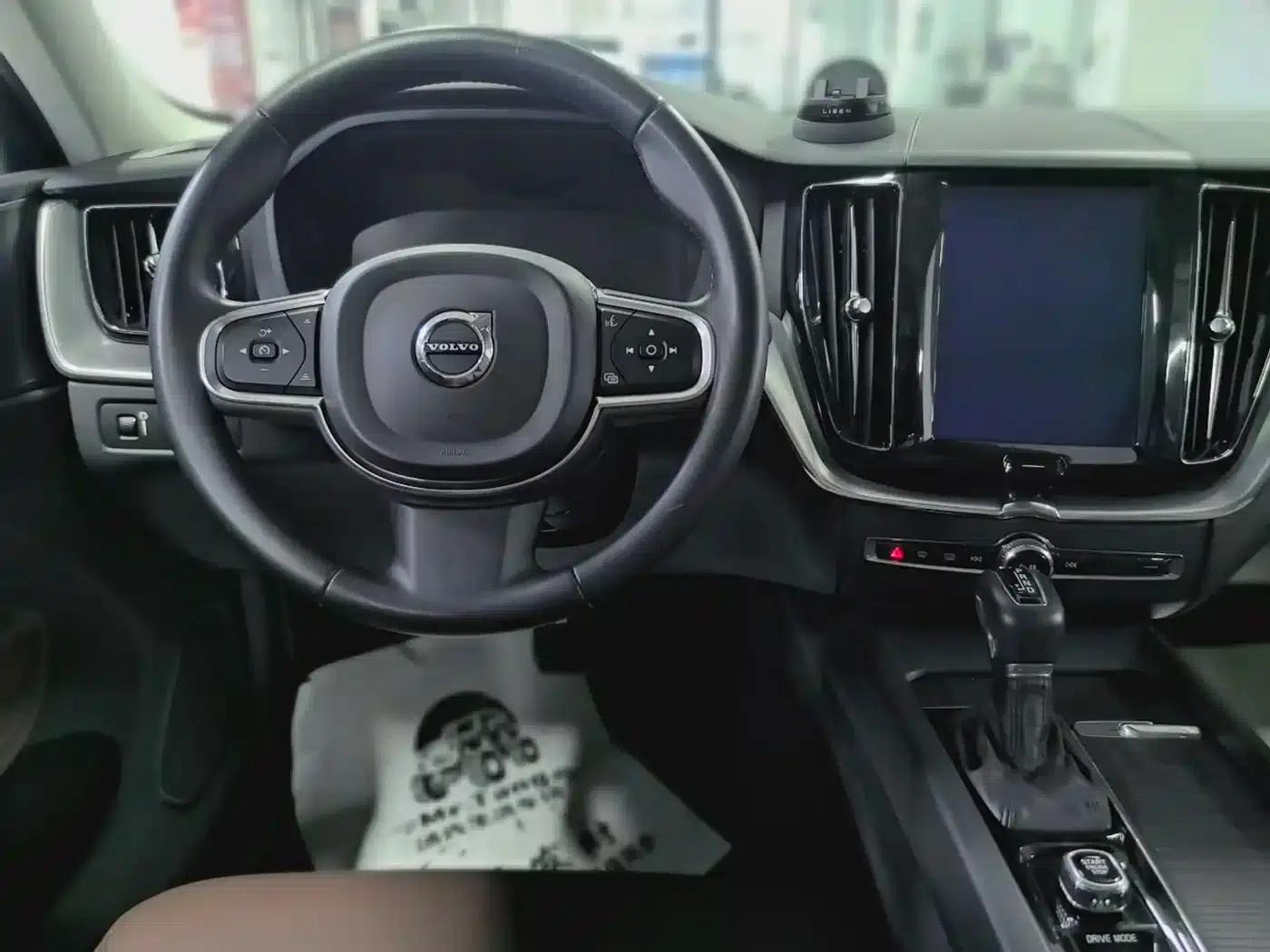 Volvo XC60 2019 T5 AWD Smart Edition (China VI Emission Standard) — миниатюра 9