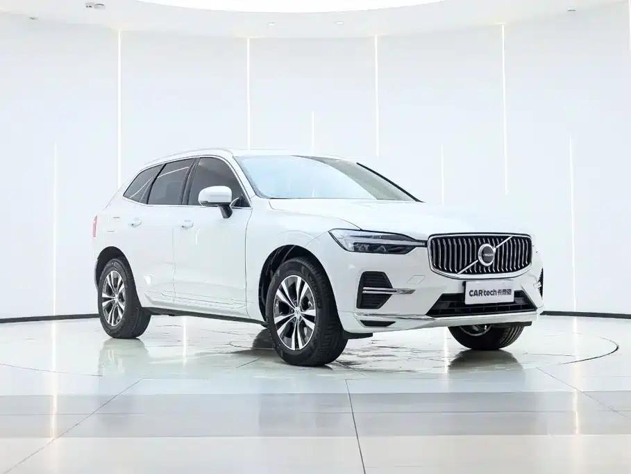 2025 Volvo XC60 B5 AWD Inscription Luxury Edition — миниатюра 2