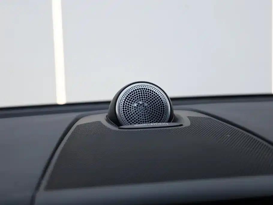 2025 Volvo XC60 B5 AWD Inscription Luxury Edition — миниатюра 29