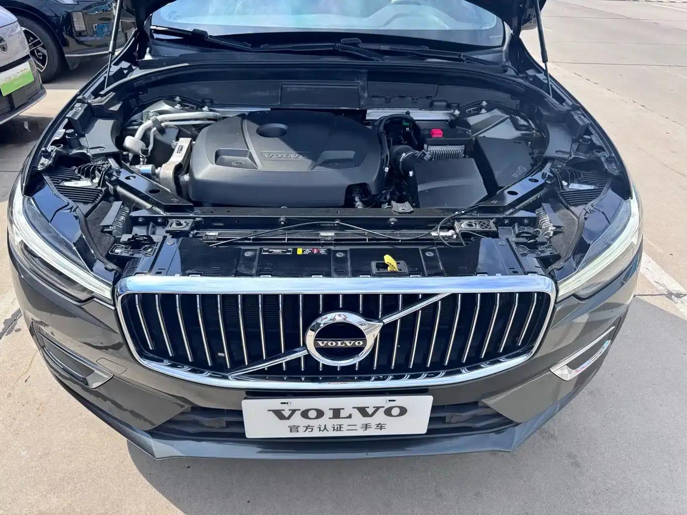 2021 Volvo XC60 T5 AWD Inscription Luxury Edition — миниатюра 14