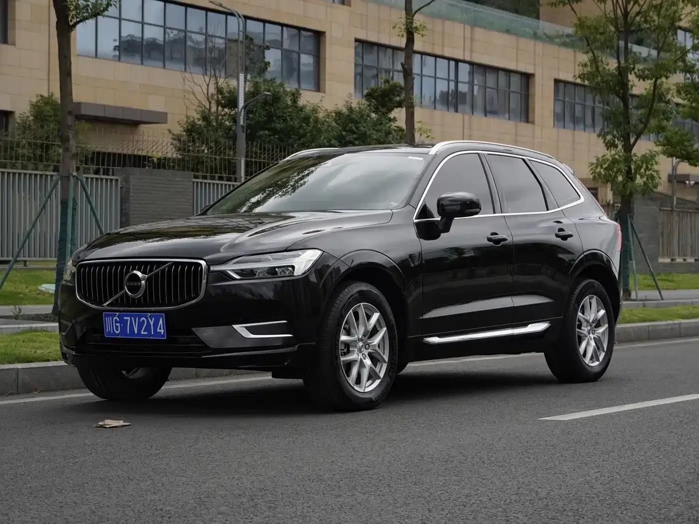 2020 Volvo XC60 T5 AWD Inscription Luxury Edition — миниатюра 1