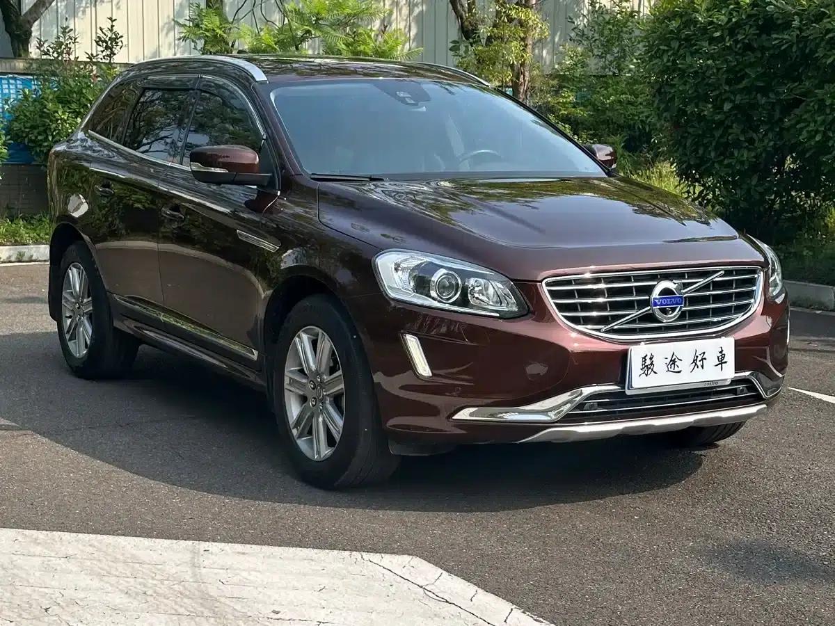 2016 Volvo XC60 T5 Smart Edition — миниатюра 3