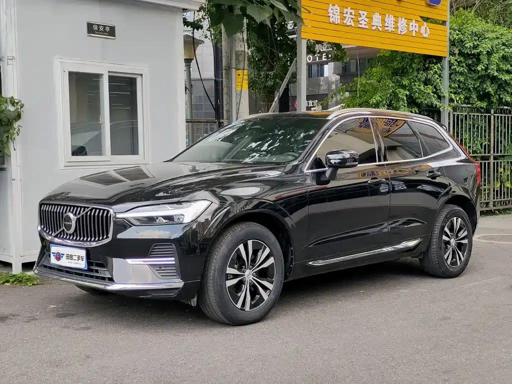 2022 Volvo XC60 B5 AWD Inscription Luxury Edition — миниатюра 1