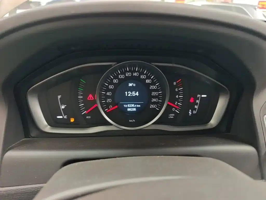 2015 Volvo XC60 T5 Smart Edition — миниатюра 12