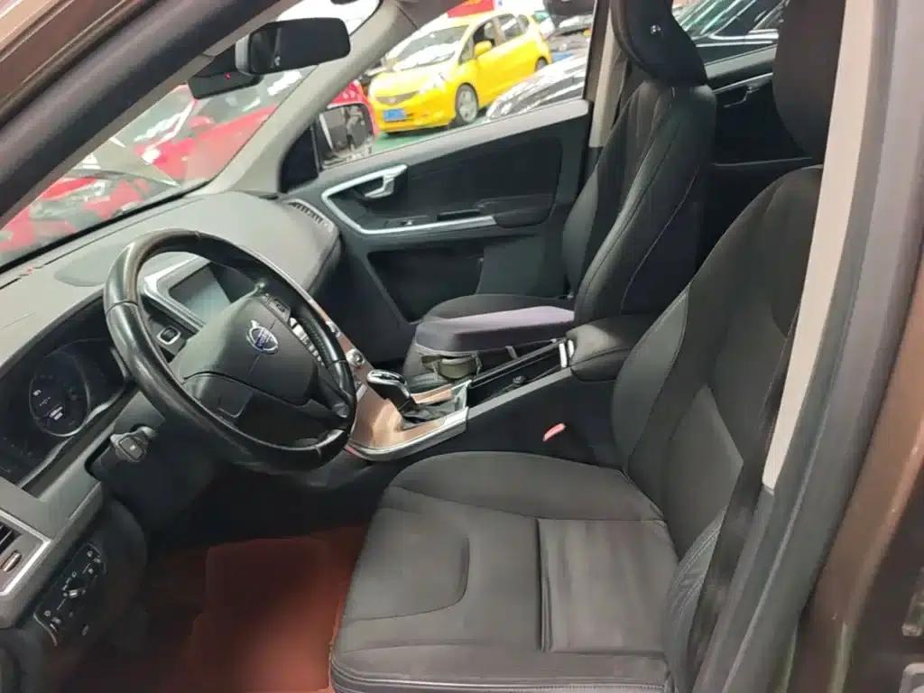 2015 Volvo XC60 T5 Smart Edition — миниатюра 15