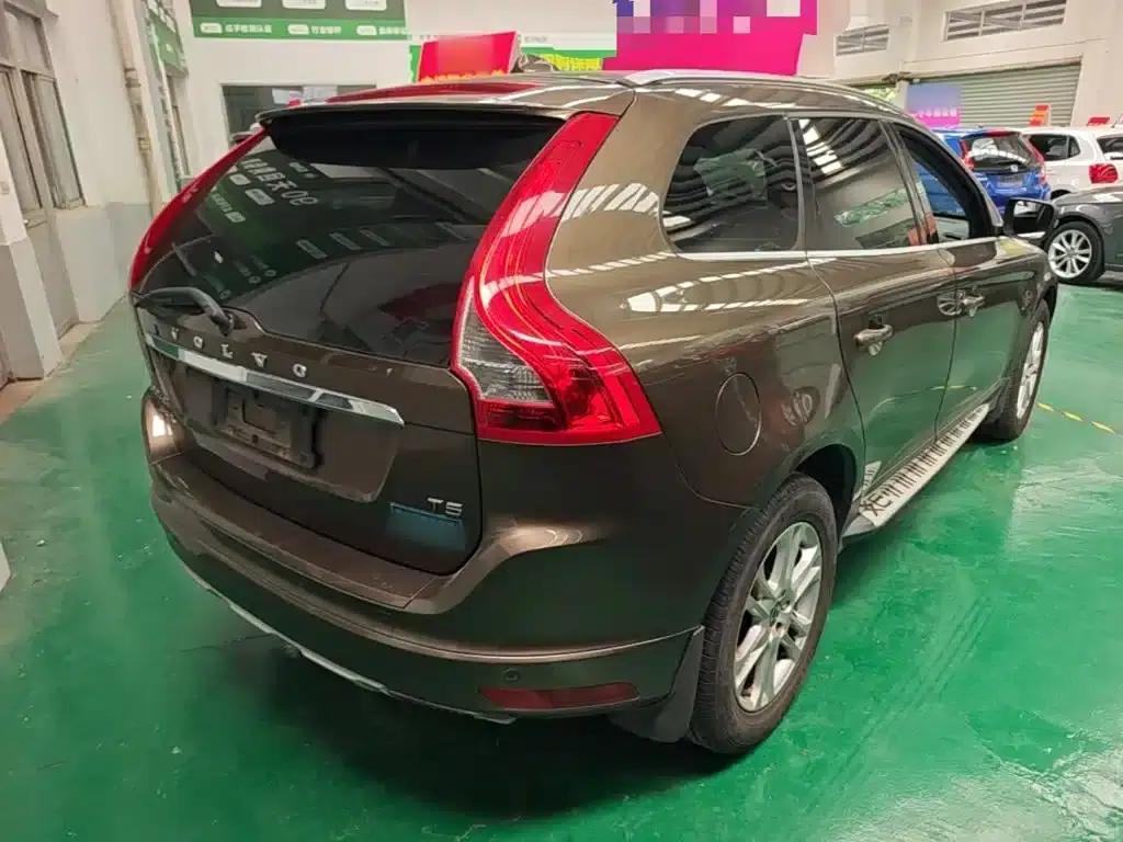 2015 Volvo XC60 T5 Smart Edition — миниатюра 7