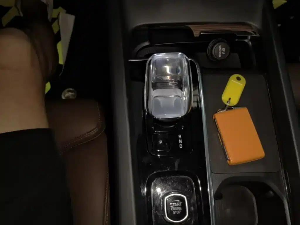 2025 Volvo XC60 B5 AWD Inscription Luxury Edition — миниатюра 14