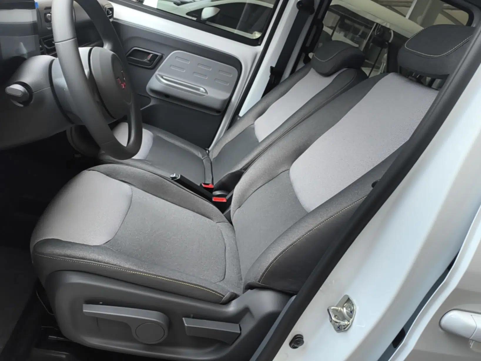Wuling Zhiguang New Energy 2025 Model 305km Ambitious Edition — миниатюра 17