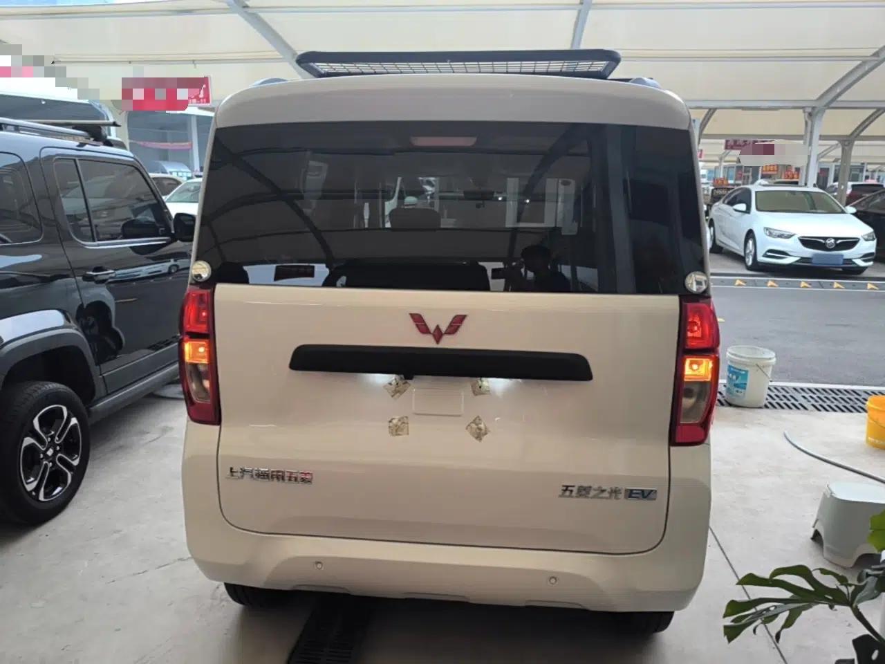 Wuling Zhiguang New Energy 2025 Model 305km Ambitious Edition — миниатюра 5