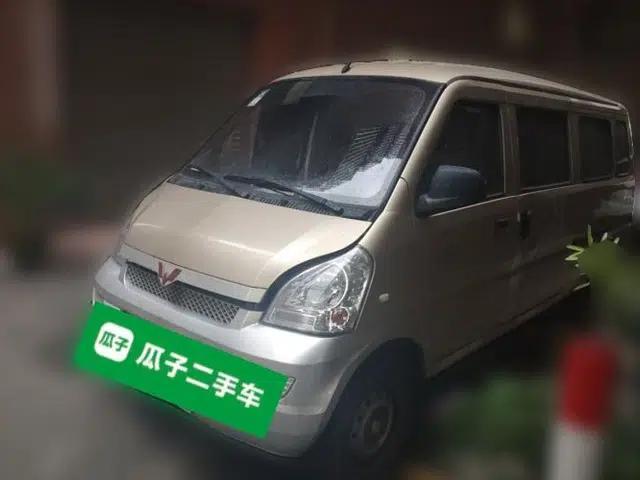 Wuling Rongguang EV 2022 Basic Passenger Bus Powered by Penghui Battery