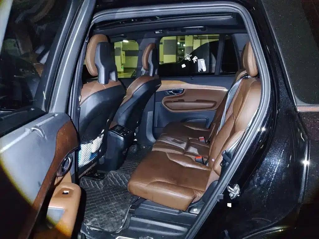 2021 Volvo XC90 B6 Inscription Luxury Edition 7-seater — миниатюра 14