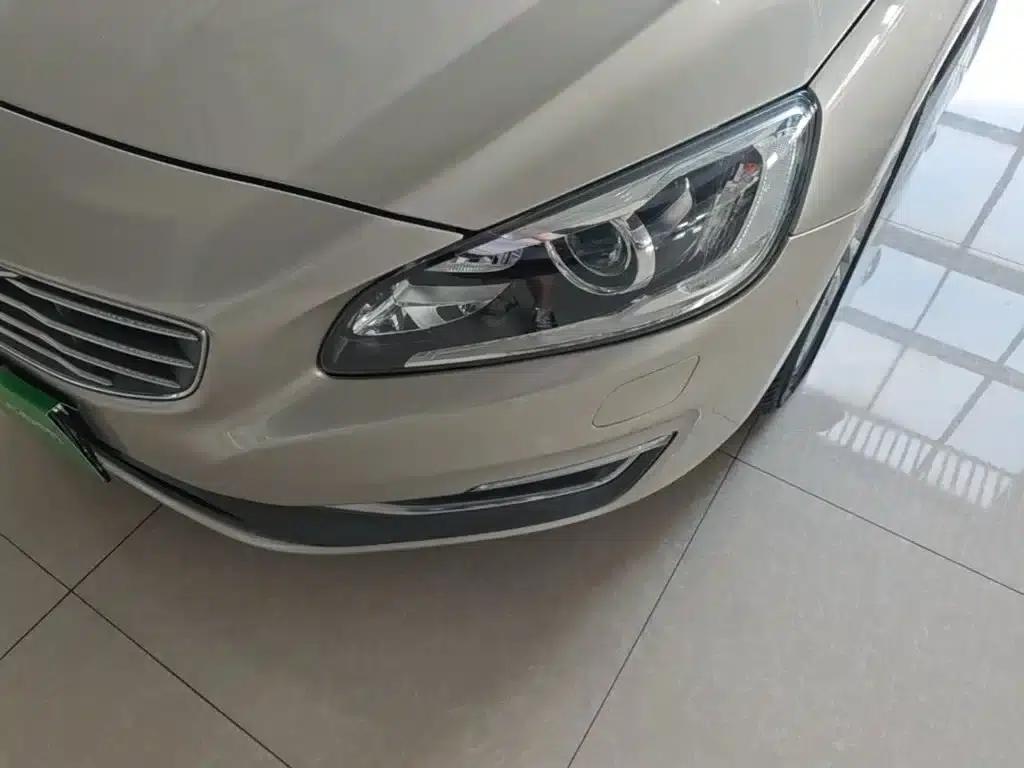 2018 Volvo S60 S60L T3 Smart Edition — миниатюра 24