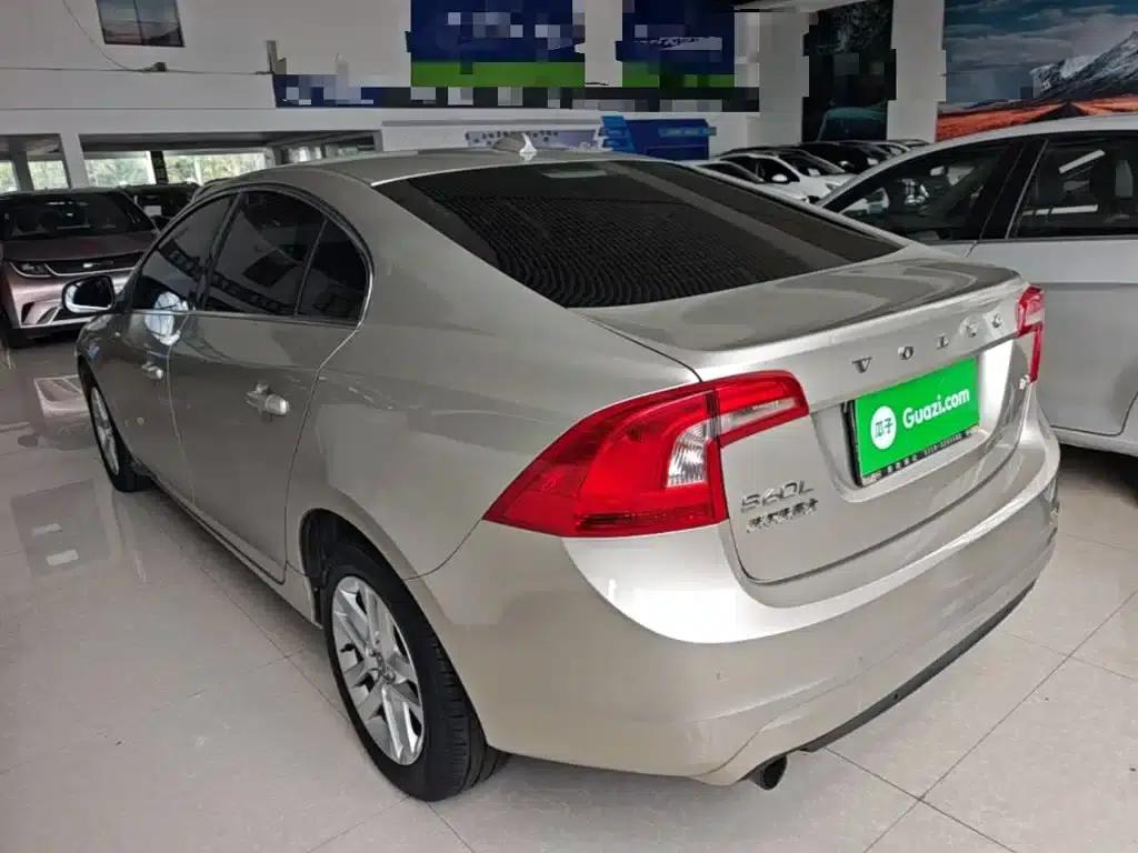 2018 Volvo S60 S60L T3 Smart Edition — миниатюра 5
