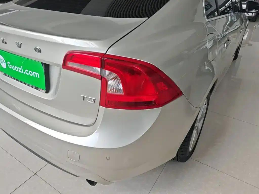 2018 Volvo S60 S60L T3 Smart Edition — миниатюра 8