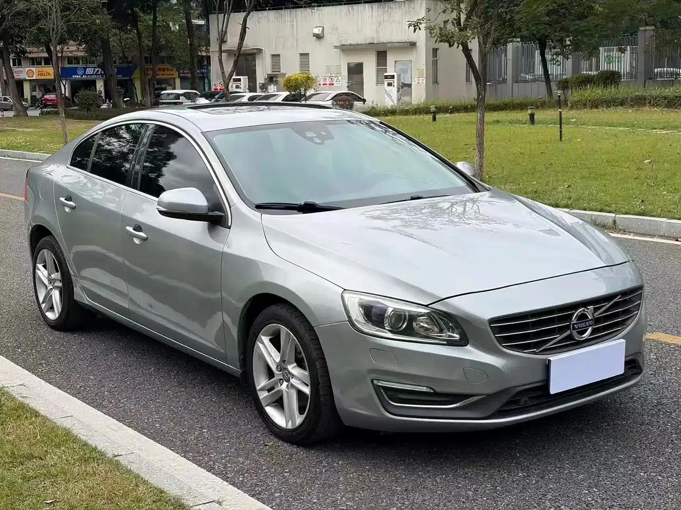 2014 Volvo S60 (Imported) T5 Smart Edition — миниатюра 3