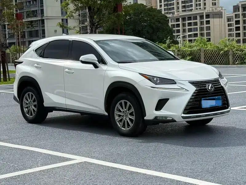 Lexus NX 2018 200 FWD Sport Edition (China V Emission Standard) — миниатюра 3
