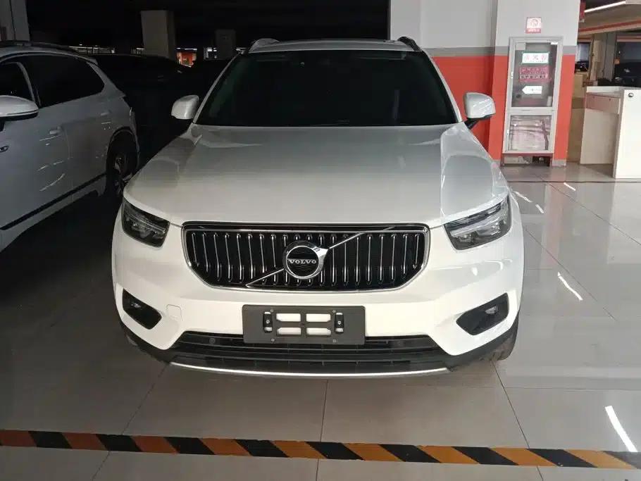 2021 Volvo XC40 T4 AWD Inscription Luxury Edition — миниатюра 2