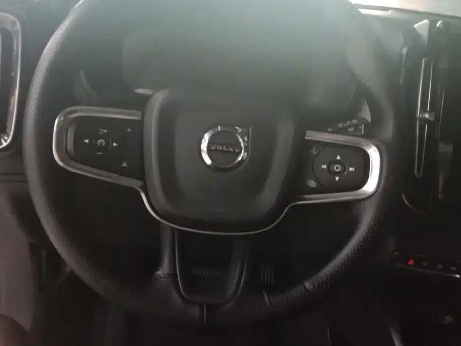 2021 Volvo XC40 T4 AWD Inscription Luxury Edition — миниатюра 15