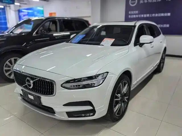 2020 Volvo V90 Facelift Cross Country T5 AWD Smart Edition