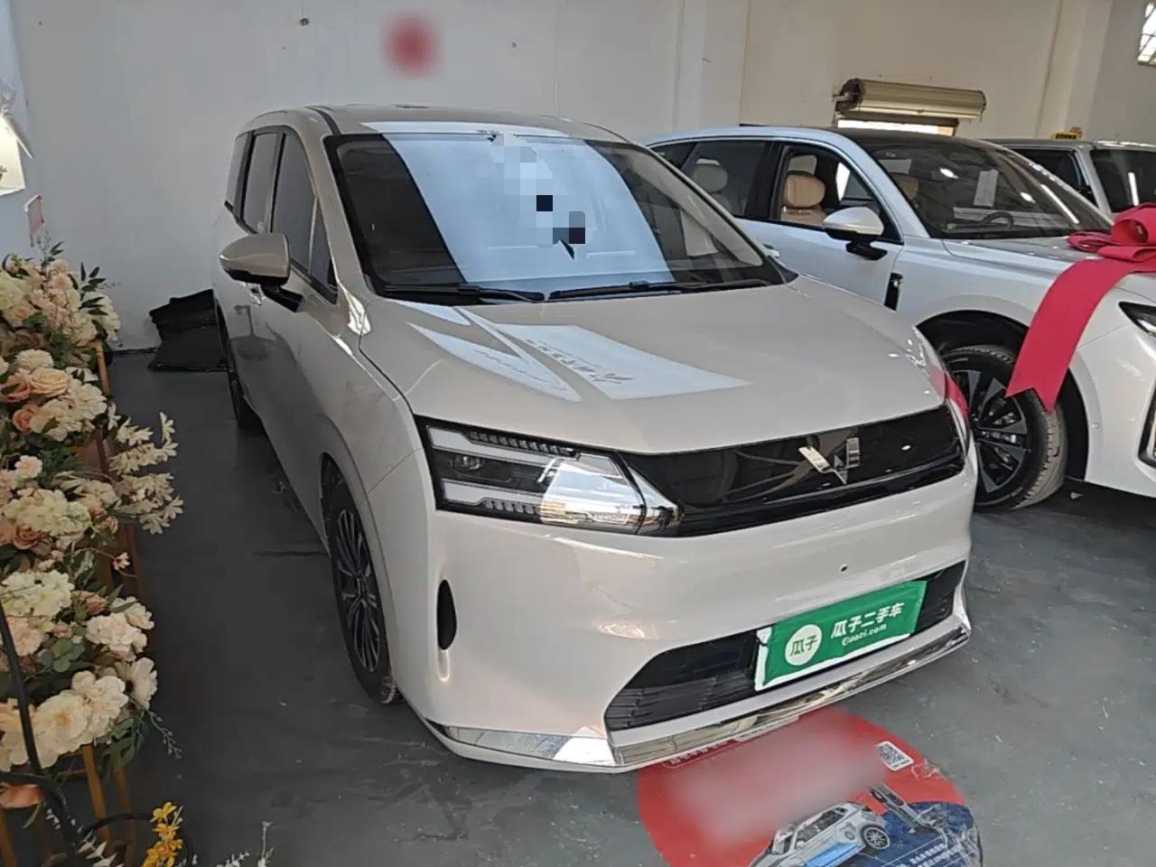Wuling Starlight 730 2025 Model Pure Electric 500km Luxury Edition — миниатюра 3