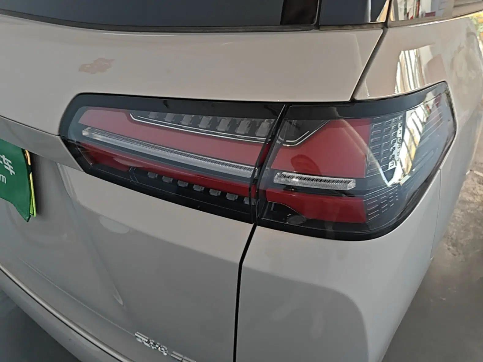 Wuling Starlight 730 2025 Model Pure Electric 500km Luxury Edition — миниатюра 9