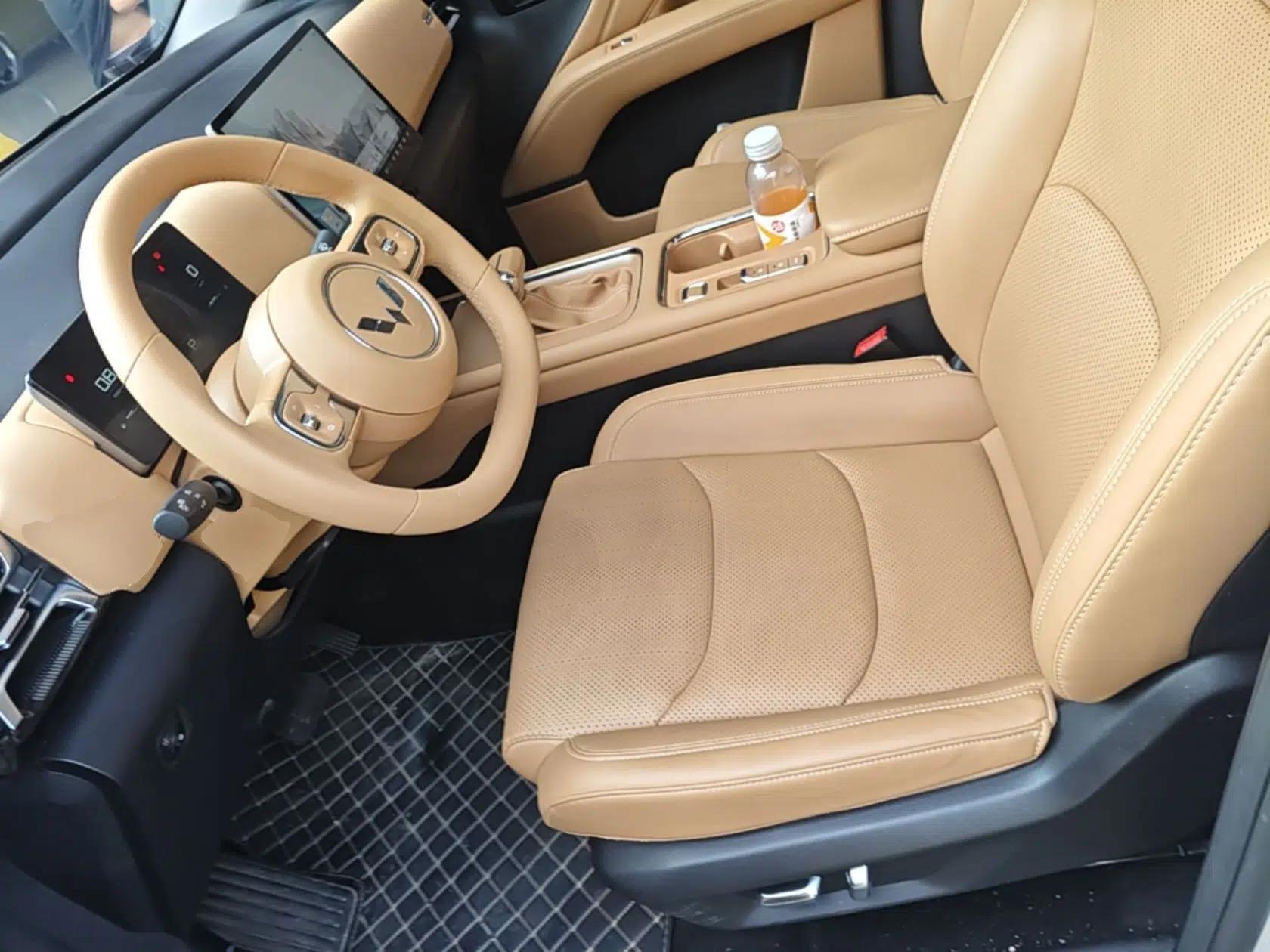 Wuling 730 2025 Model 1.5T CVT Elite Edition — миниатюра 17