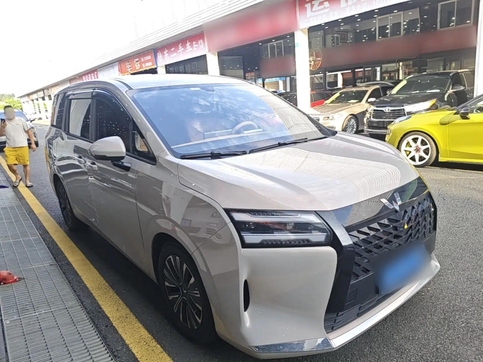 Wuling 730 2025 Model 1.5T CVT Elite Edition — миниатюра 3