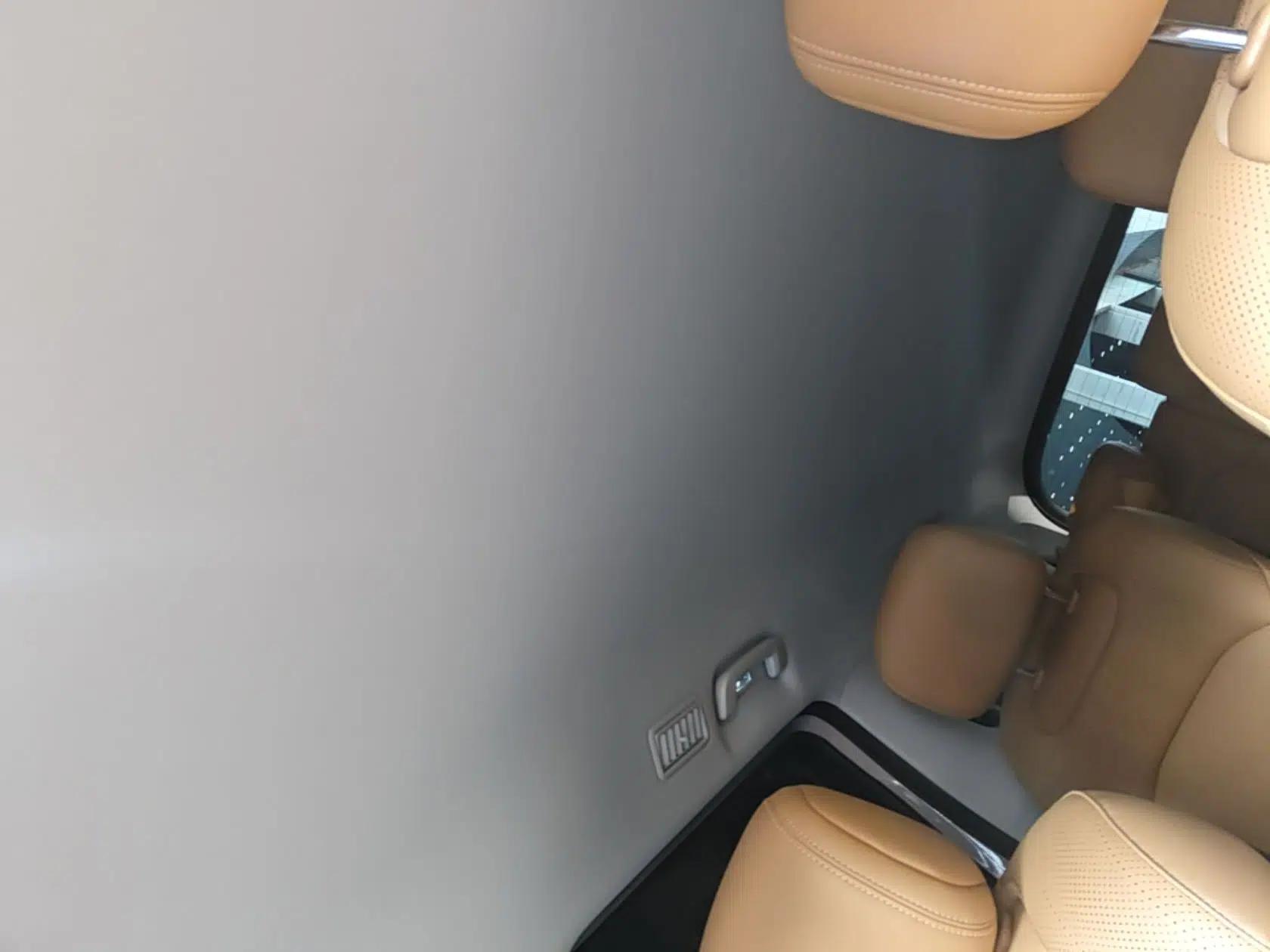 Wuling 730 2025 Model 1.5T CVT Elite Edition — миниатюра 21