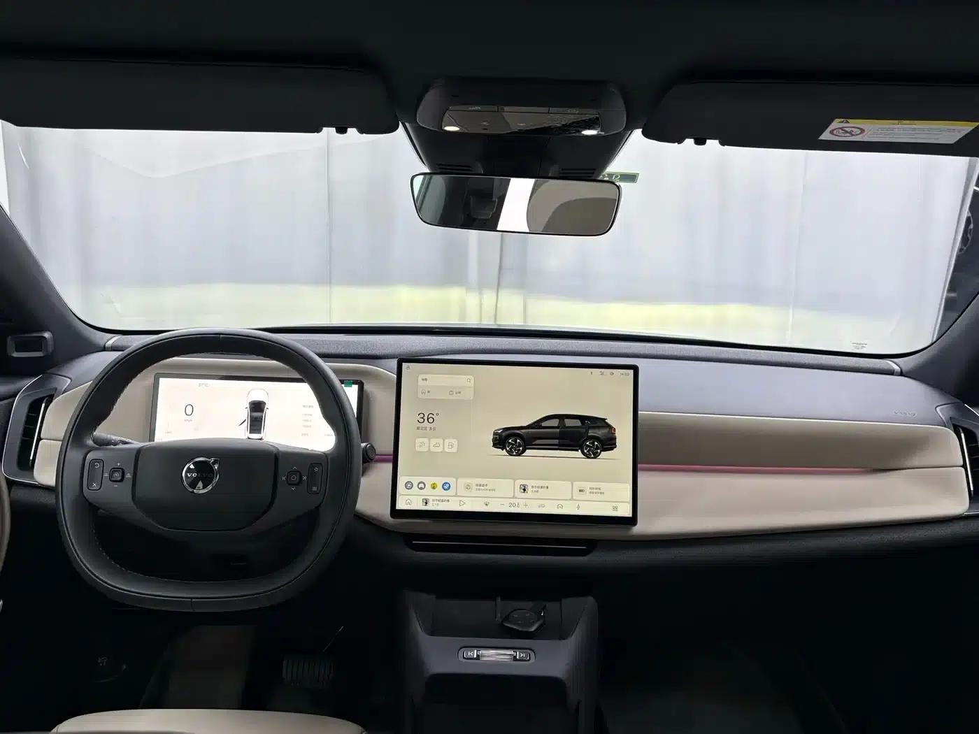 2026 Volvo XC70 Plug-in Hybrid (Two-Wheel Drive, Long Range, Core) — миниатюра 7