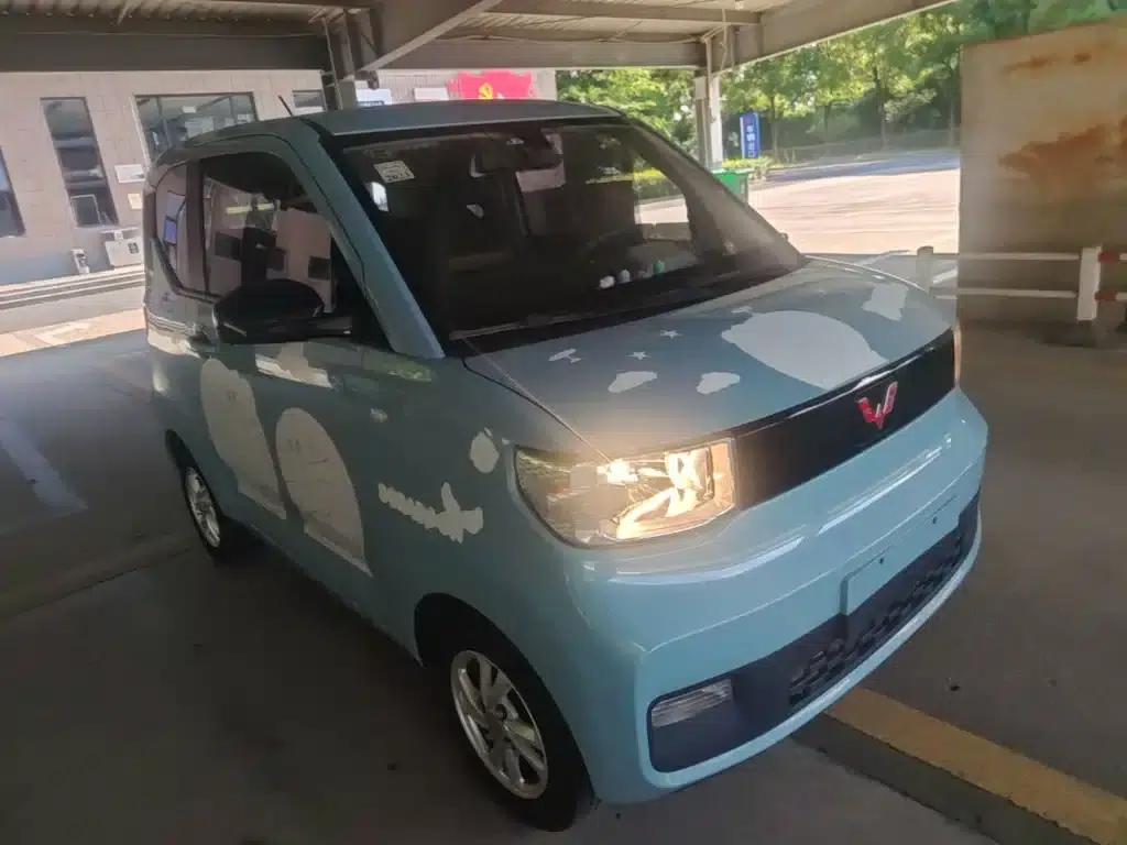 Hongguang MINIEV 2020 Enjoy Edition (Lithium Iron Phosphate) — миниатюра 4