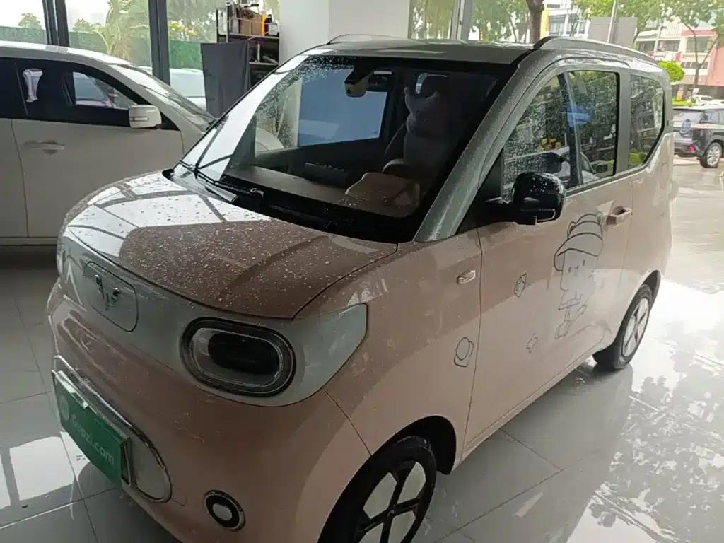 Hongguang MINIEV 2024 Third Generation 215km/h Advanced Edition — миниатюра 1