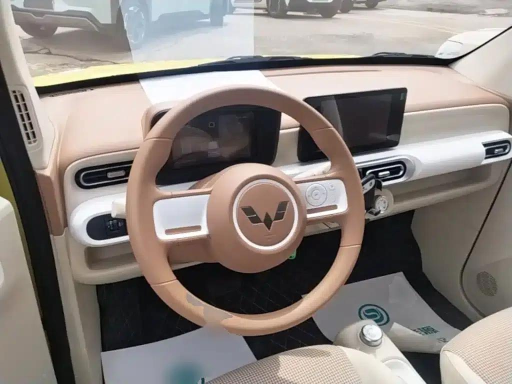 Hongguang MINIEV 2024 Third Generation 215km/h Advanced Edition — миниатюра 10