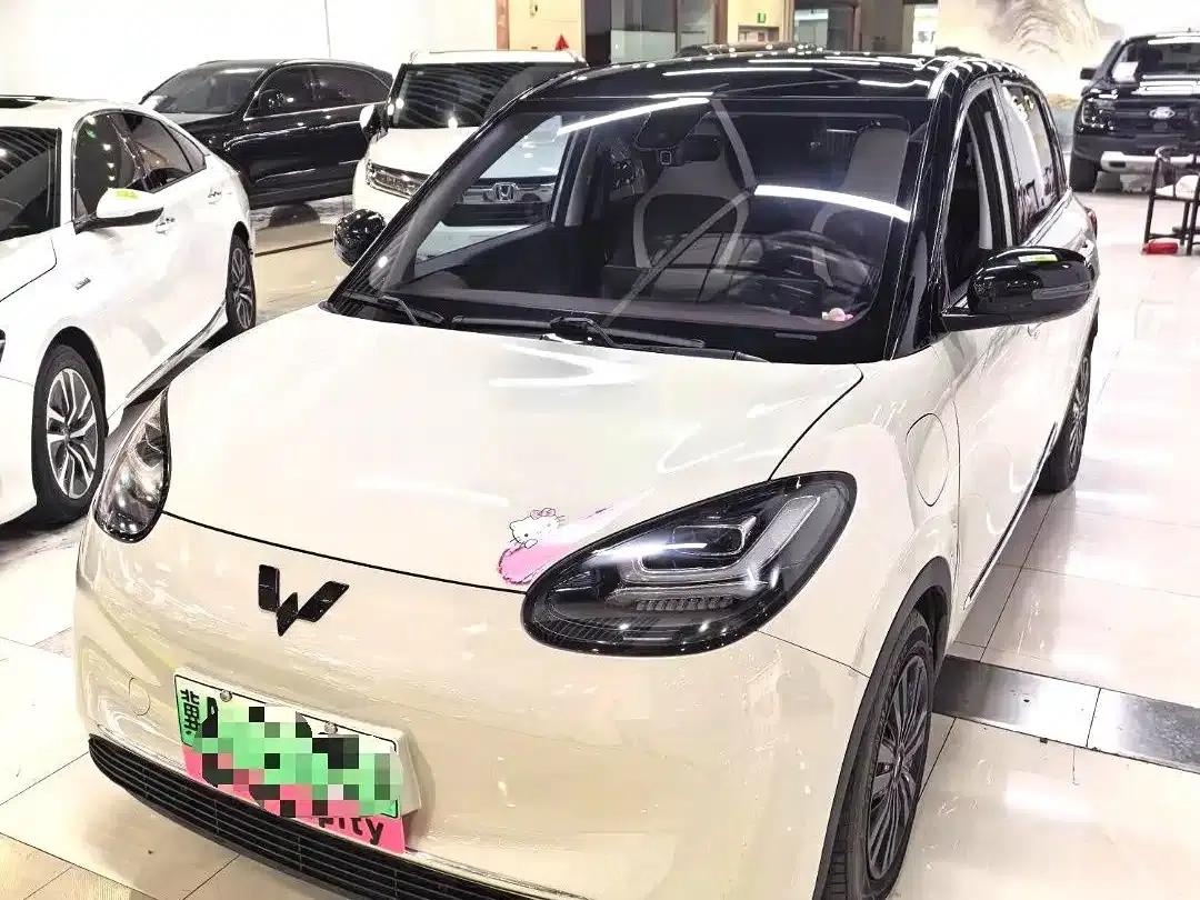 Wuling Bingo 2023 Model, 333km Range, Lingxi Connectivity+ Model — миниатюра 1