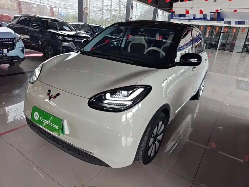 Wuling Bingo 2023 Model, 333km Range, Lingxi Connectivity+ Model — миниатюра 1