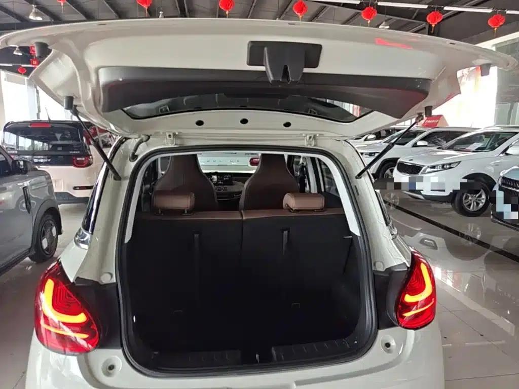 Wuling Bingo 2023 Model, 333km Range, Lingxi Connectivity+ Model — миниатюра 19