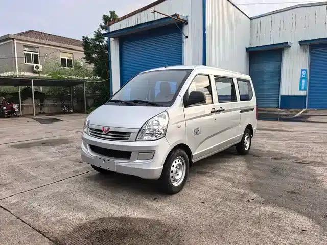 Wuling Rongguang 2020 1.2L S Basic Model (China VI Emission Standard)