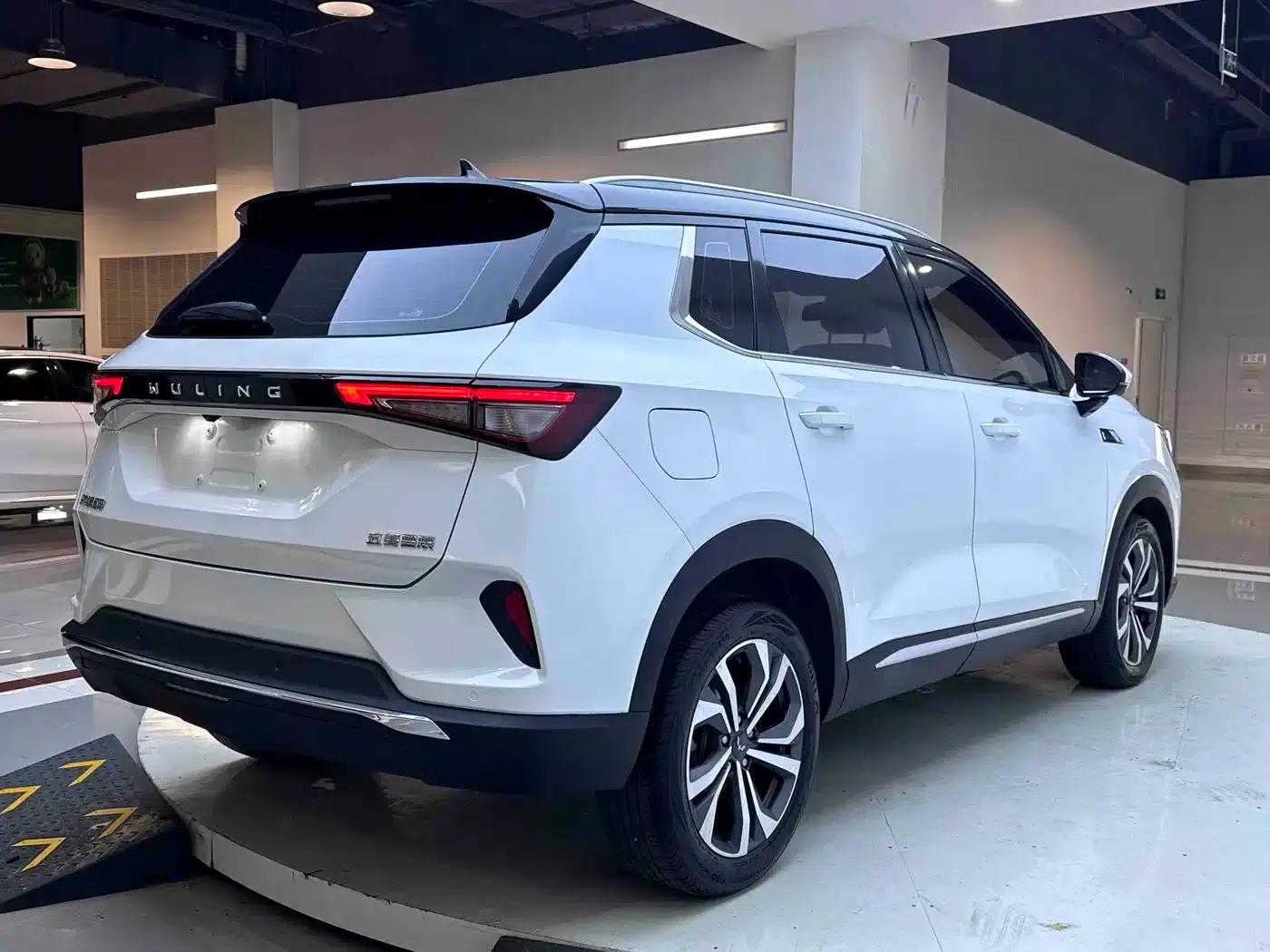Wuling Xingchen 2021 1.5T CVT Star Edition — миниатюра 7