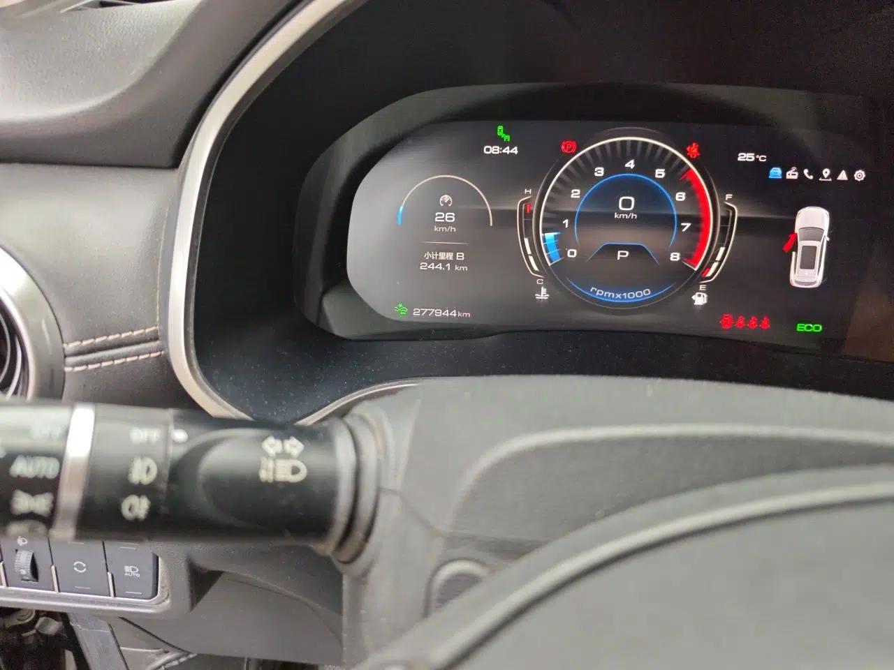 Wey VV6 2020 2.0T Two-Wheel Drive Smart Protection+ — миниатюра 12