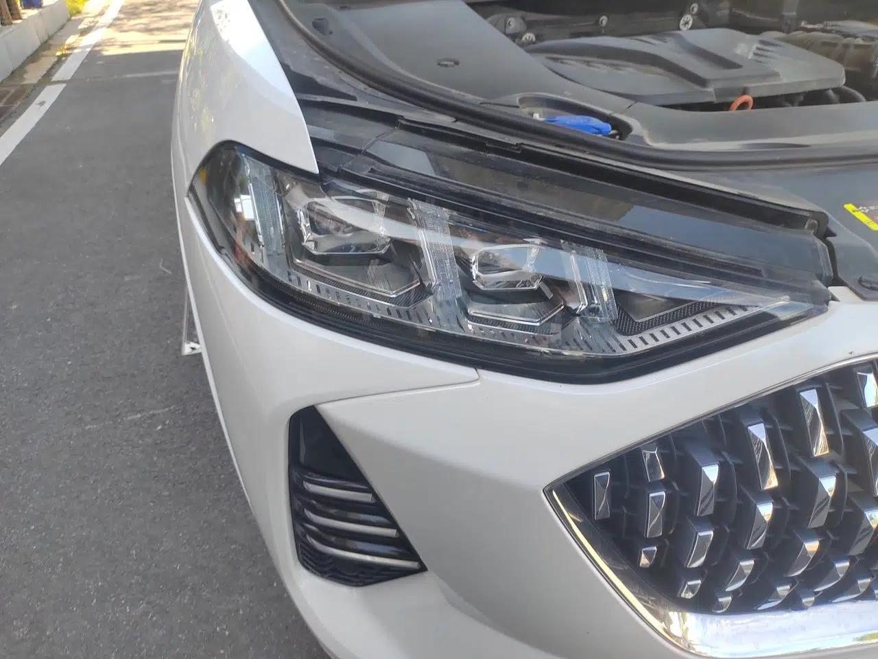 Wey Mocha 2021 2.0T Two-Wheel-Drive Premium Edition — миниатюра 7
