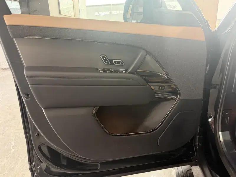 Range Rover Sport 2023 3.0 L6 Dynamic SE — миниатюра 11