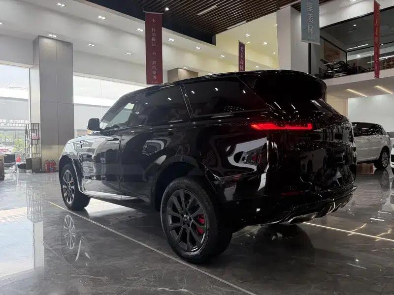 Range Rover Sport 2023 3.0 L6 Dynamic SE — миниатюра 4