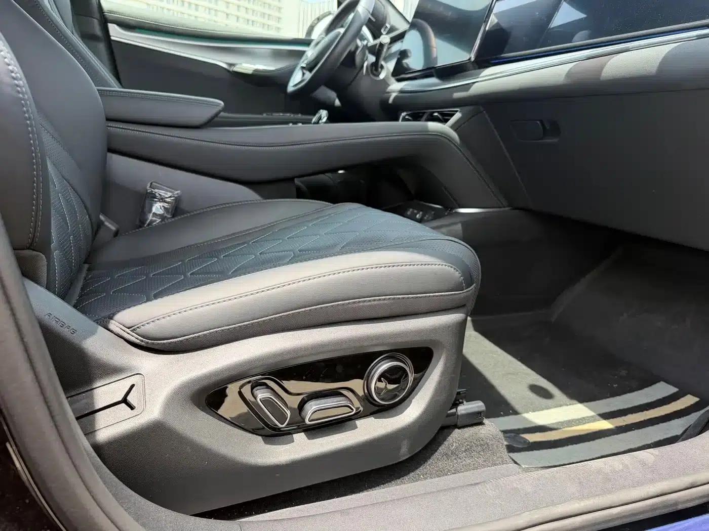 Hiace 07 EV 2025 Model 610 Smart Driving Edition — миниатюра 8
