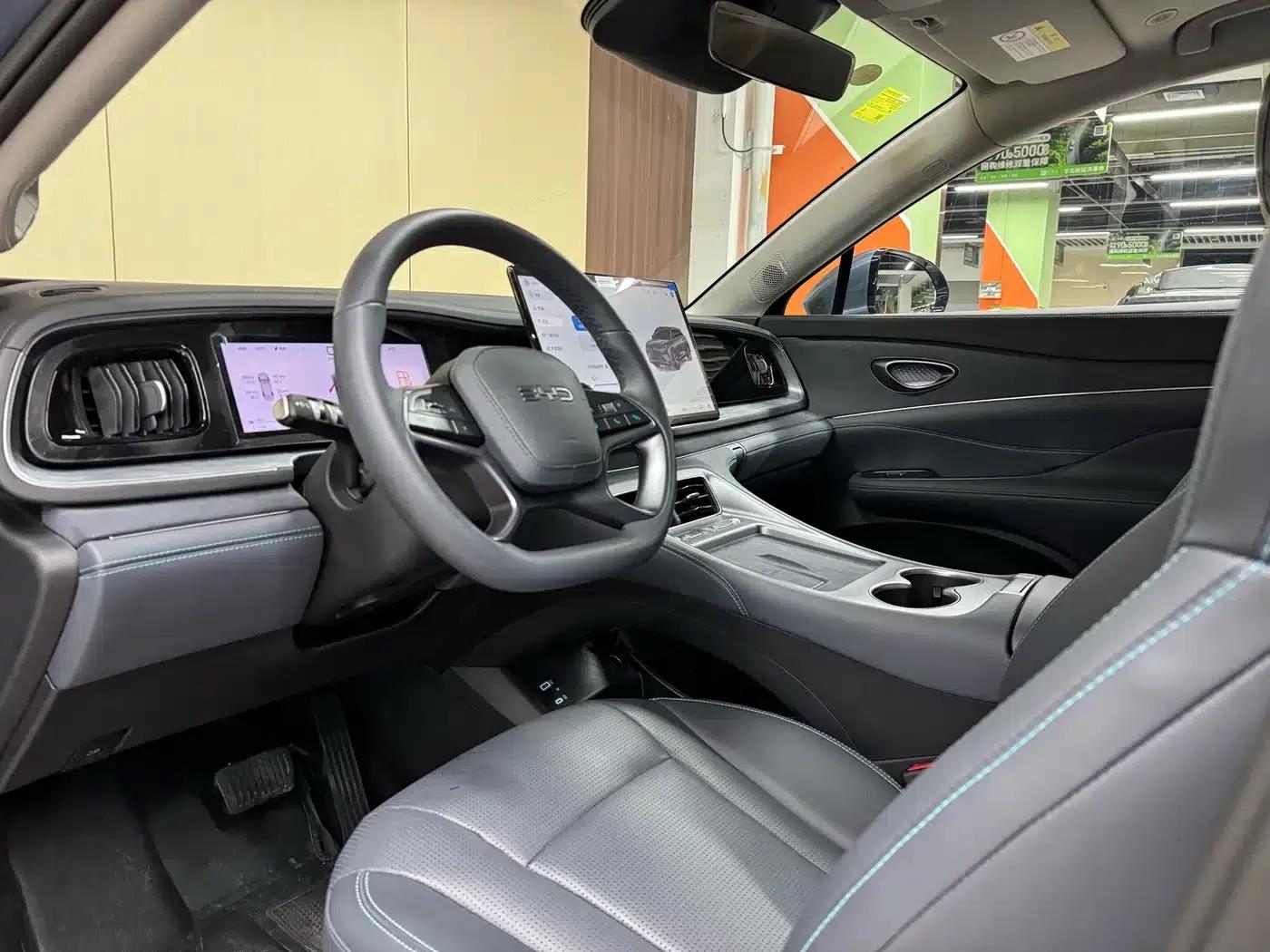 Hiace 07 DM-i 2025 Model 150 Navigator Edition — миниатюра 7