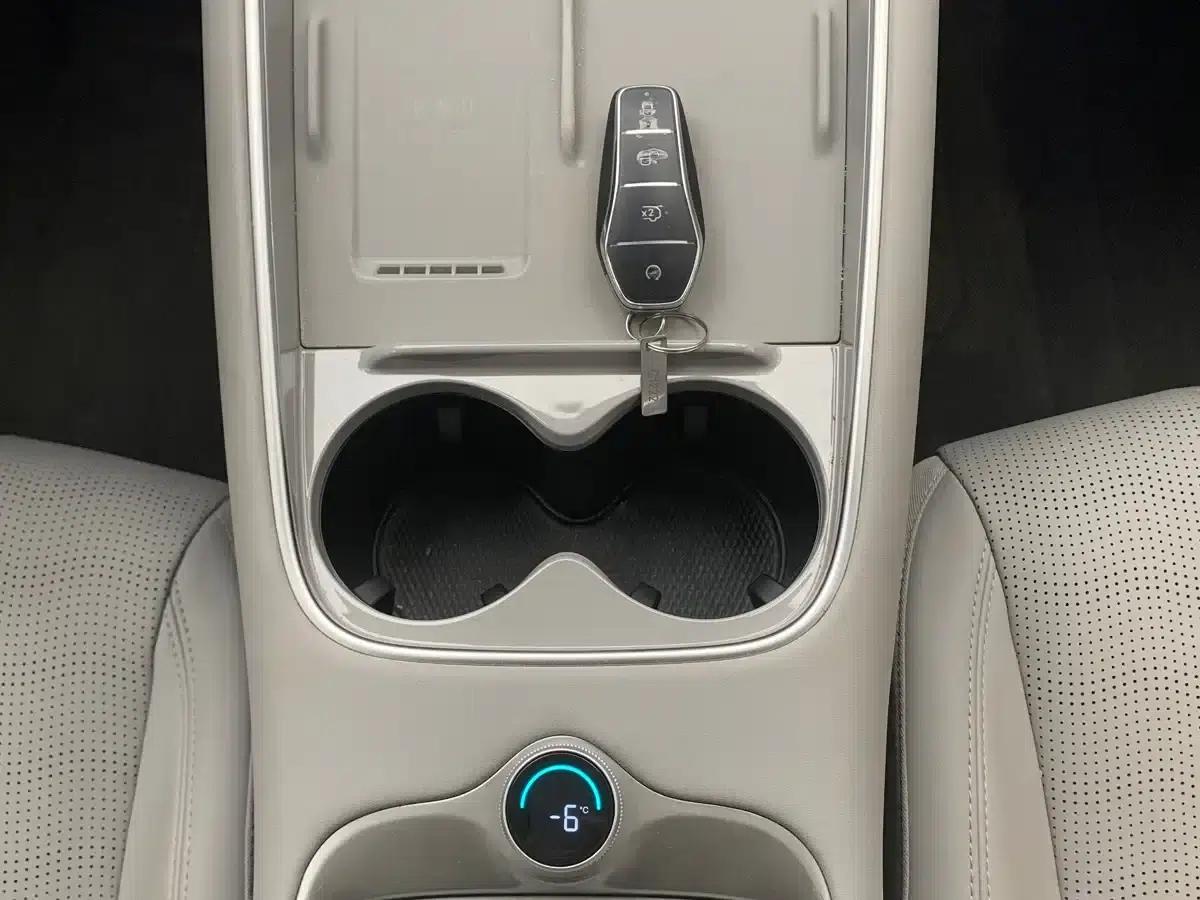 Hiace 05 EV 2025 520KM Flagship Intelligent Navigation Edition — миниатюра 14