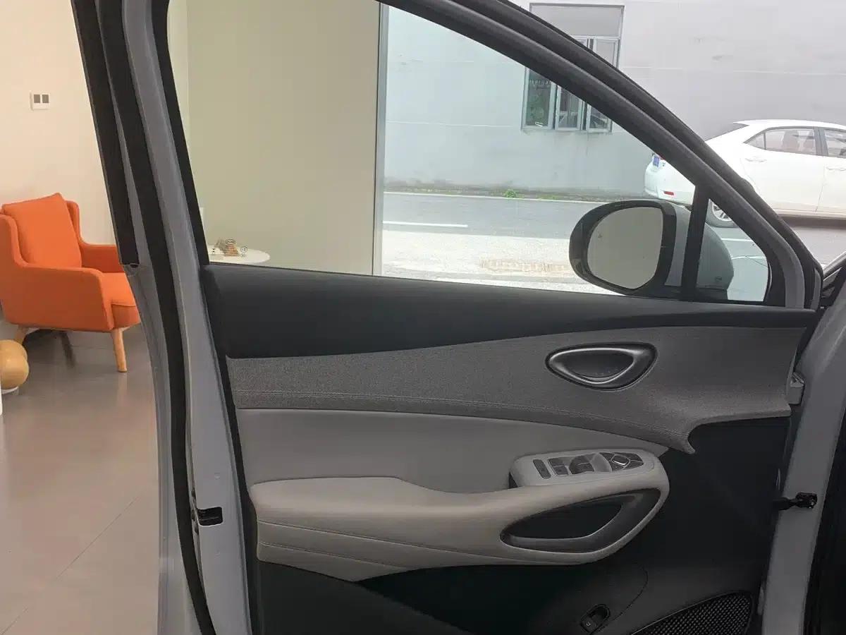 Hiace 05 EV 2025 520KM Flagship Intelligent Navigation Edition — миниатюра 8