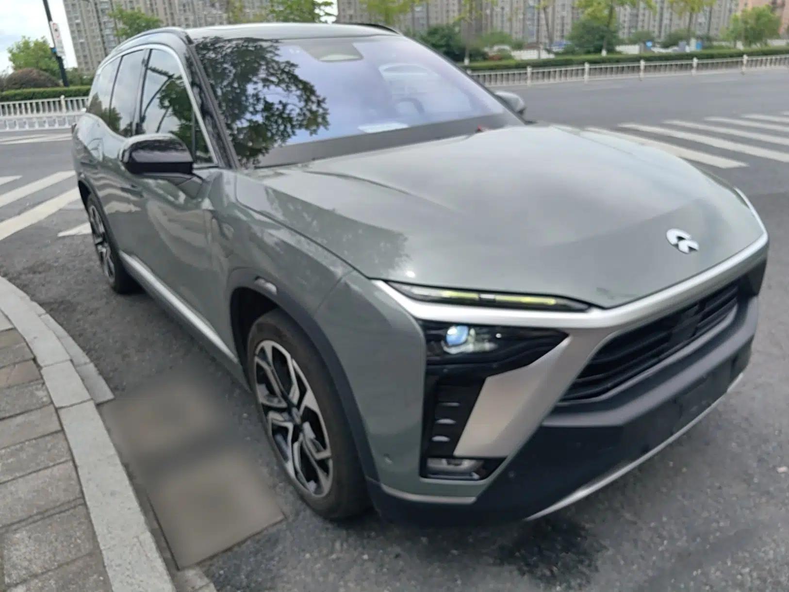 Nio ES8 2020 580 km Range Signature Edition Six-Seater Version — миниатюра 3