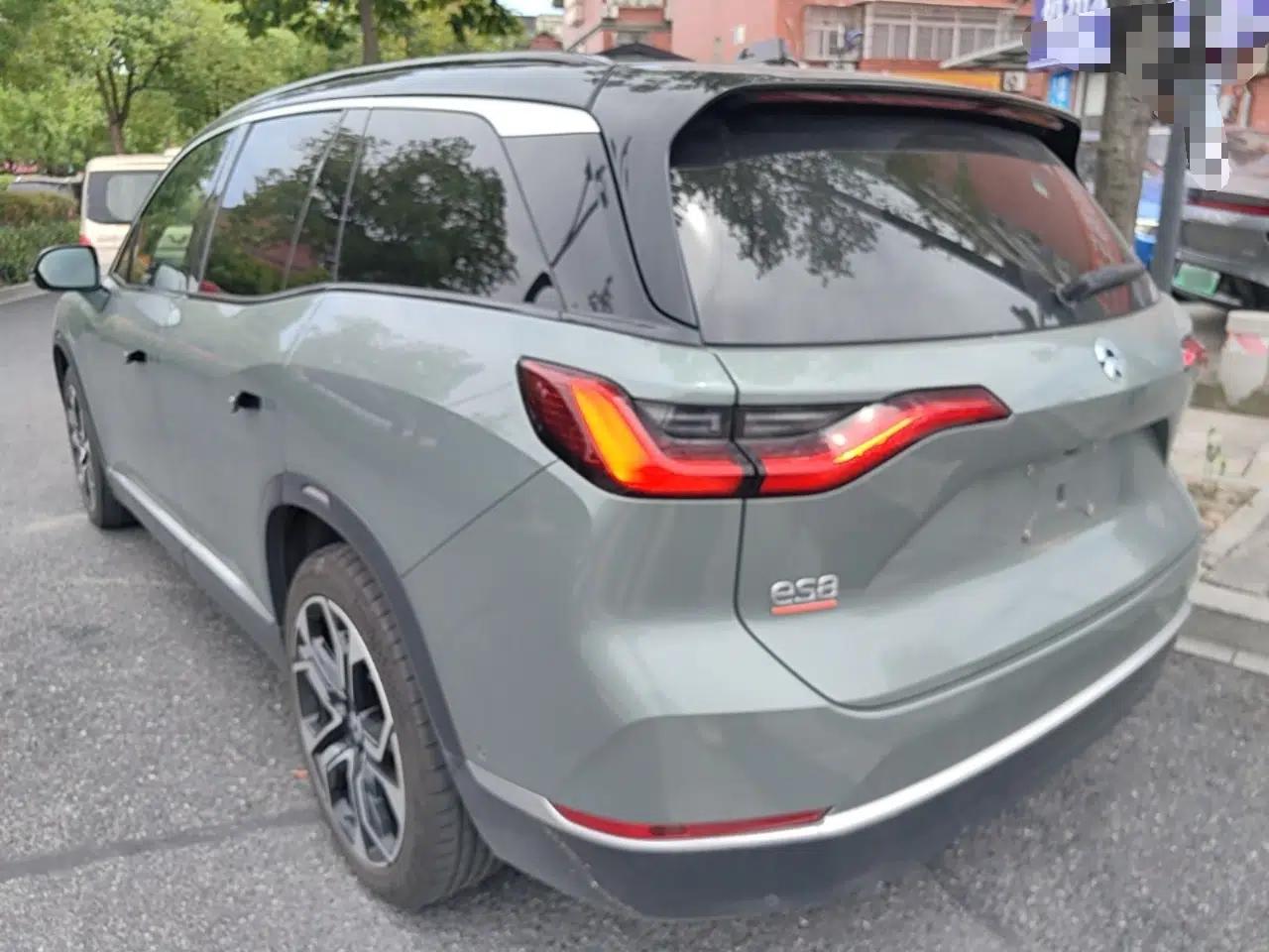 Nio ES8 2020 580 km Range Signature Edition Six-Seater Version — миниатюра 4
