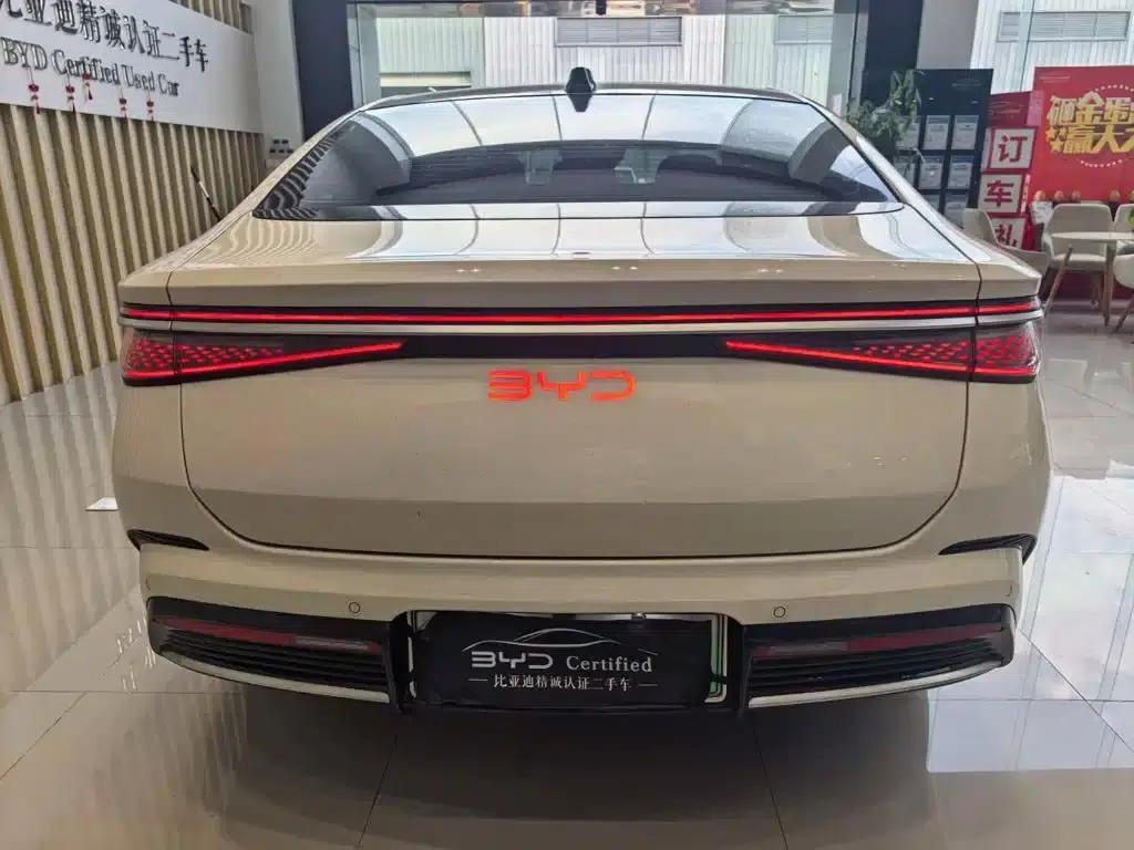 Seal 07 DM-i 2025 Model DM-i 1.5L 125km Elite — миниатюра 9